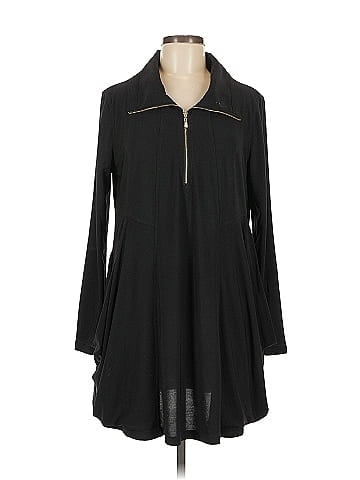Charlie Paige Casual Dress (view 1)