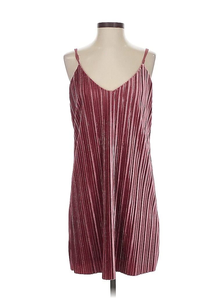 Click to view more detailed imagery on our partner's website Pre-owned Bardot Casual Dress In Pink