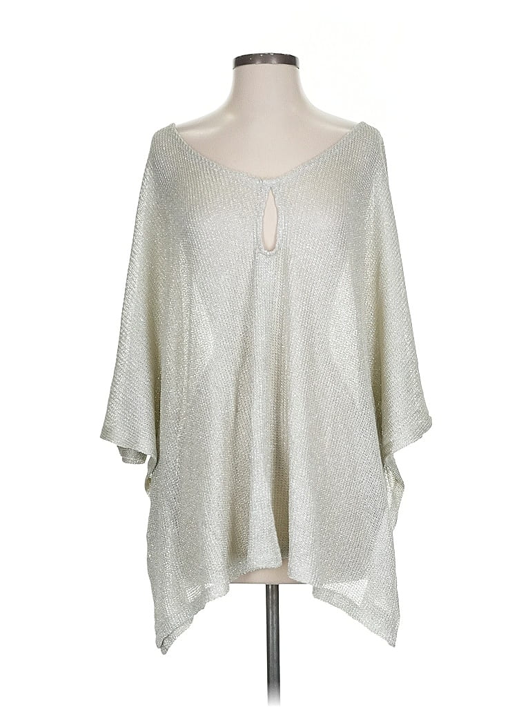 Pre-owned Bcbgmaxazria 3/4 Sleeve Top Silver Keyhole Neckline Tops