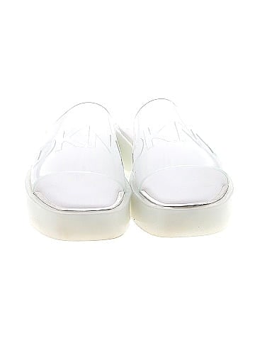 DKNY Sandals (view 2)
