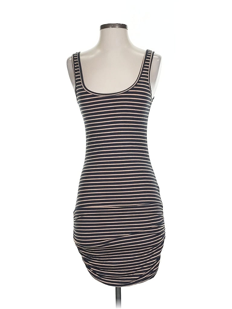 Pre-owned Bella Luxx Casual Dress In Gray