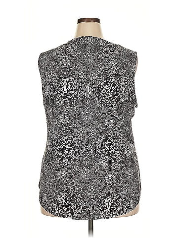 Jones Studio Sleeveless T-Shirt (view 2)