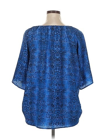 Violet & Claire Short Sleeve Blouse (view 2)
