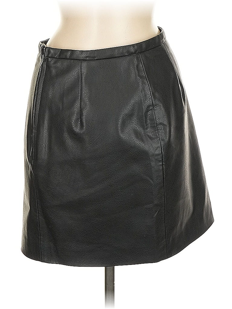 Pre-owned H&m Faux Leather Skirt In Black