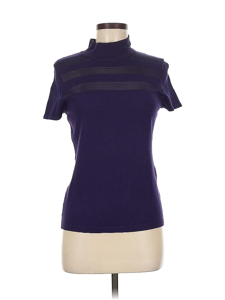 Click to view more detailed imagery on our partner's website Pre-owned Carmen Marc Valvo Short Sleeve Turtleneck In Purple