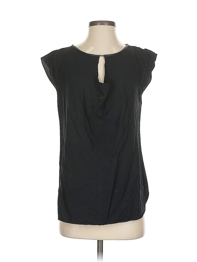 Pre-owned Max Studio Sleeveless T-shirt In Black