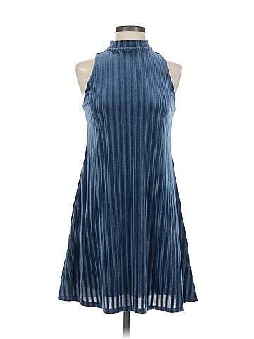 Mudd Casual Dress (view 1)