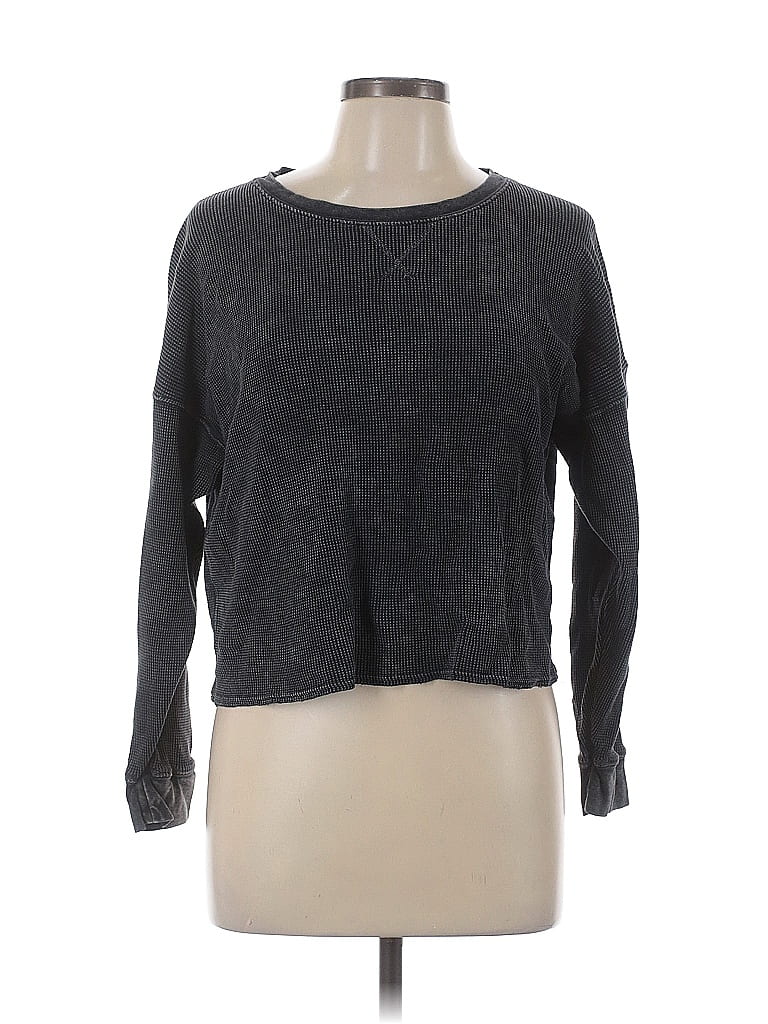 Click to view more detailed imagery on our partner's website Pre-owned Splendid Pullover Sweater In Gray