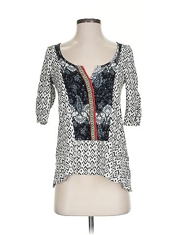 Akemi + Kin 3/4 Sleeve T-Shirt (view 1)