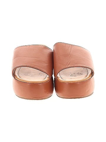 Pierre Dumas Wedges (view 2)