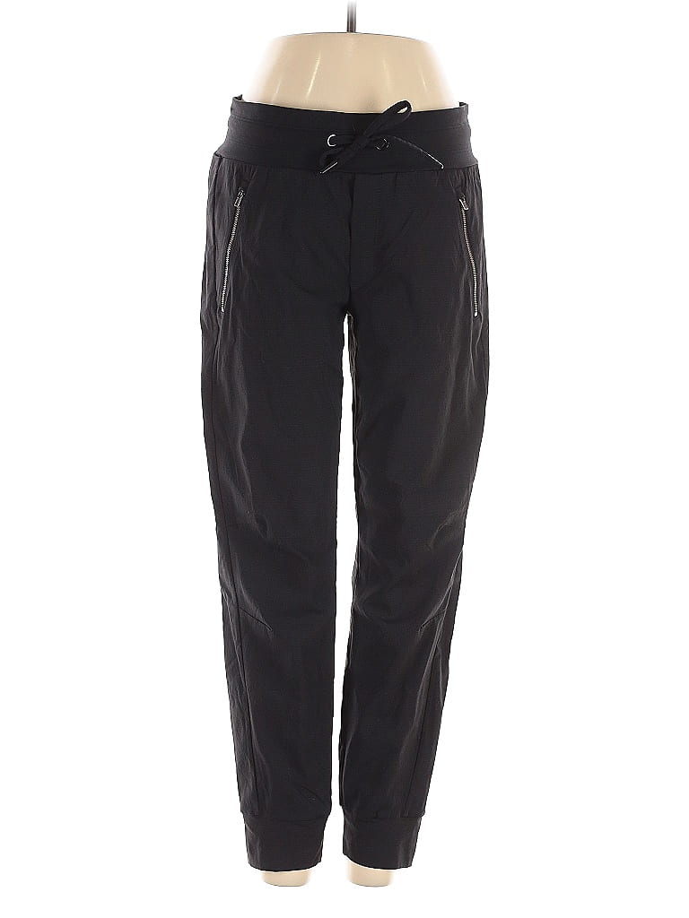 Click to view more detailed imagery on our partner's website Pre-owned Athleta Active Pants In Black