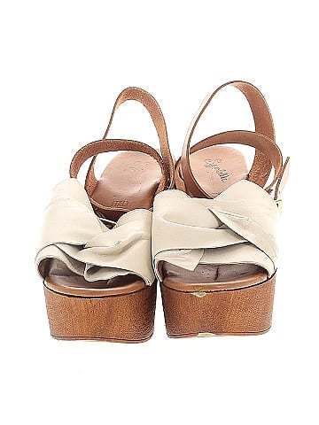 Seychelles Wedges (view 2)
