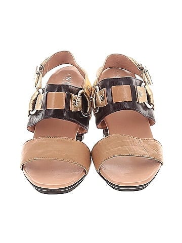 Anyi Lu Heels (view 2)