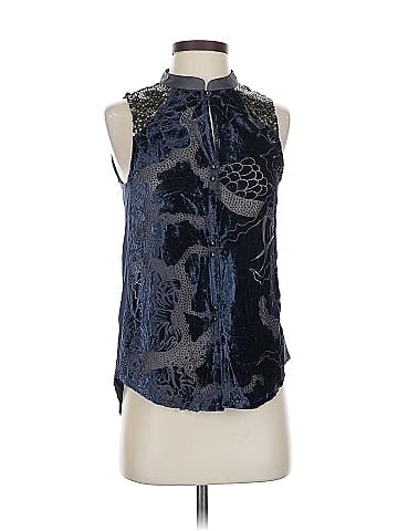 Tiny Sleeveless Blouse (view 1)