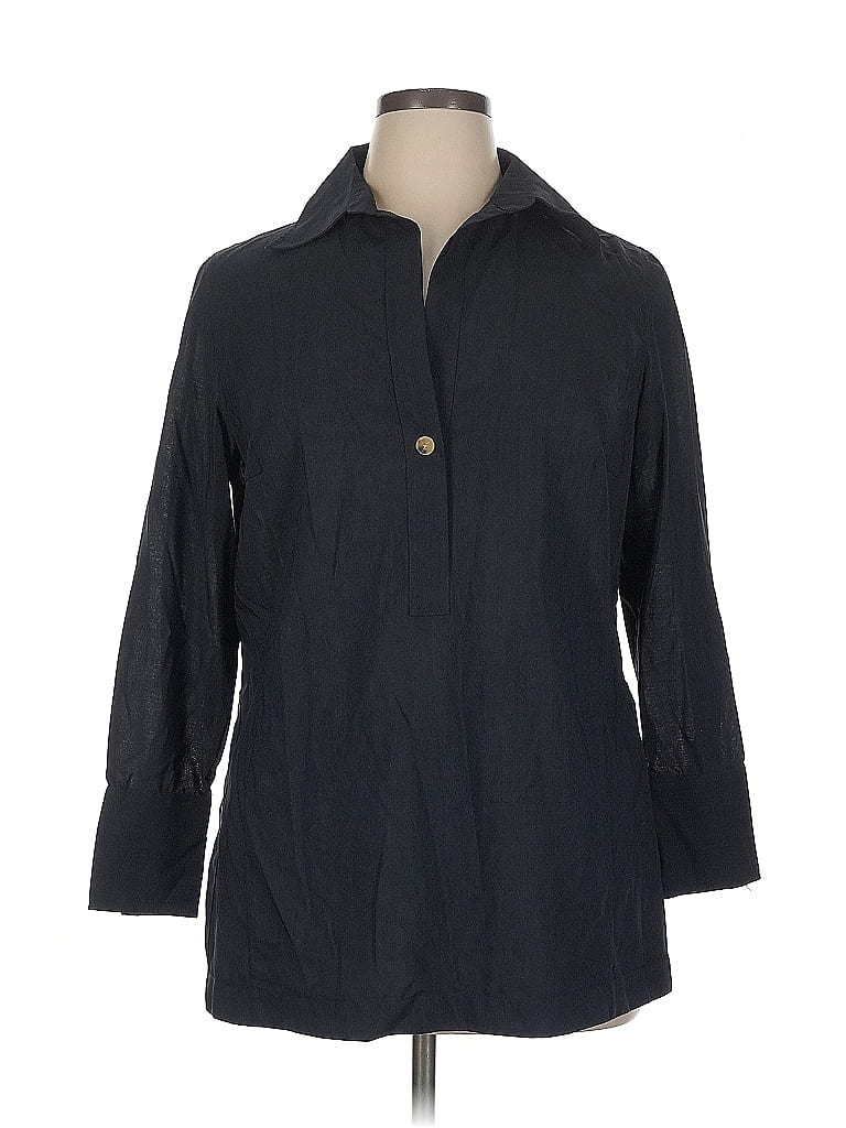 Click to view more detailed imagery on our partner's website Pre-owned Akris 3/4 Sleeve Button Down Shirt In Black