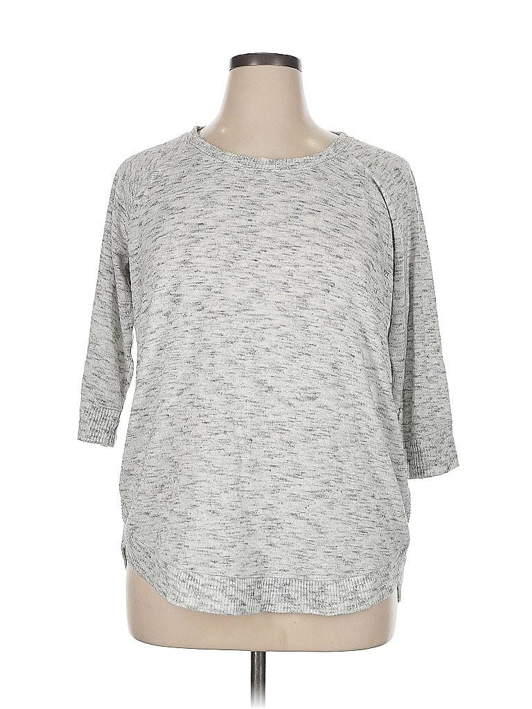 Pre-owned Maurices Sweatshirt In Gray