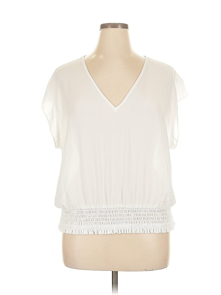 Pre-owned Express Outlet Sleeveless Blouse In White