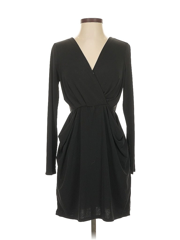 Click to view more detailed imagery on our partner's website Pre-owned Bcbgeneration Cocktail Dress In Black