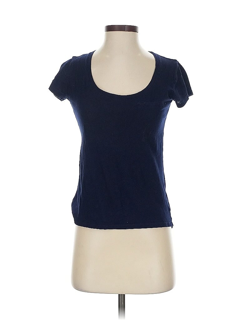 Click to view more detailed imagery on our partner's website Pre-owned Ny & C Short Sleeve Top Blue Scoop Neck Tops