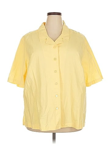 Casual Corner Short Sleeve Button-Down Shirt (view 1)