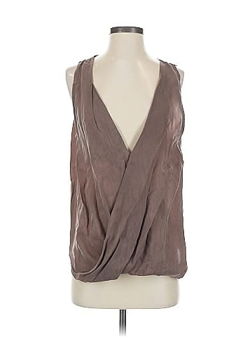 Feel The Piece Sleeveless Blouse (view 1)