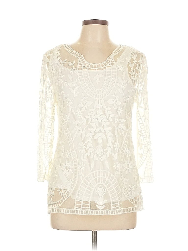 Click to view more detailed imagery on our partner's website Pre-owned Roz & Ali Cocktail Dress In White