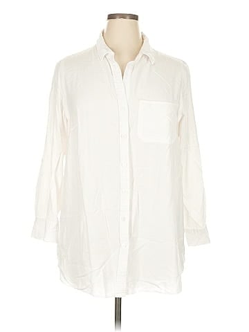 Velvet Heart 3/4 Sleeve Button-Down Shirt (view 1)