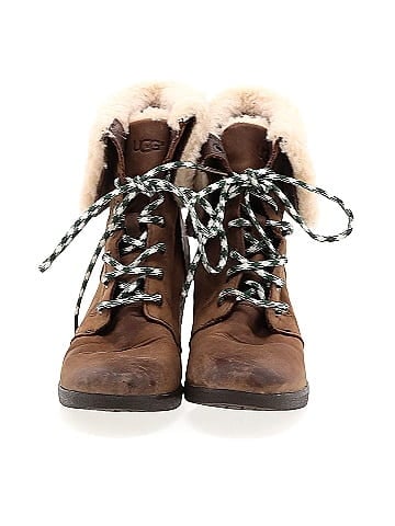Ugg Australia Ankle Boots (view 2)