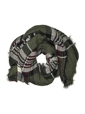Isa & Stef Scarf (view 1)