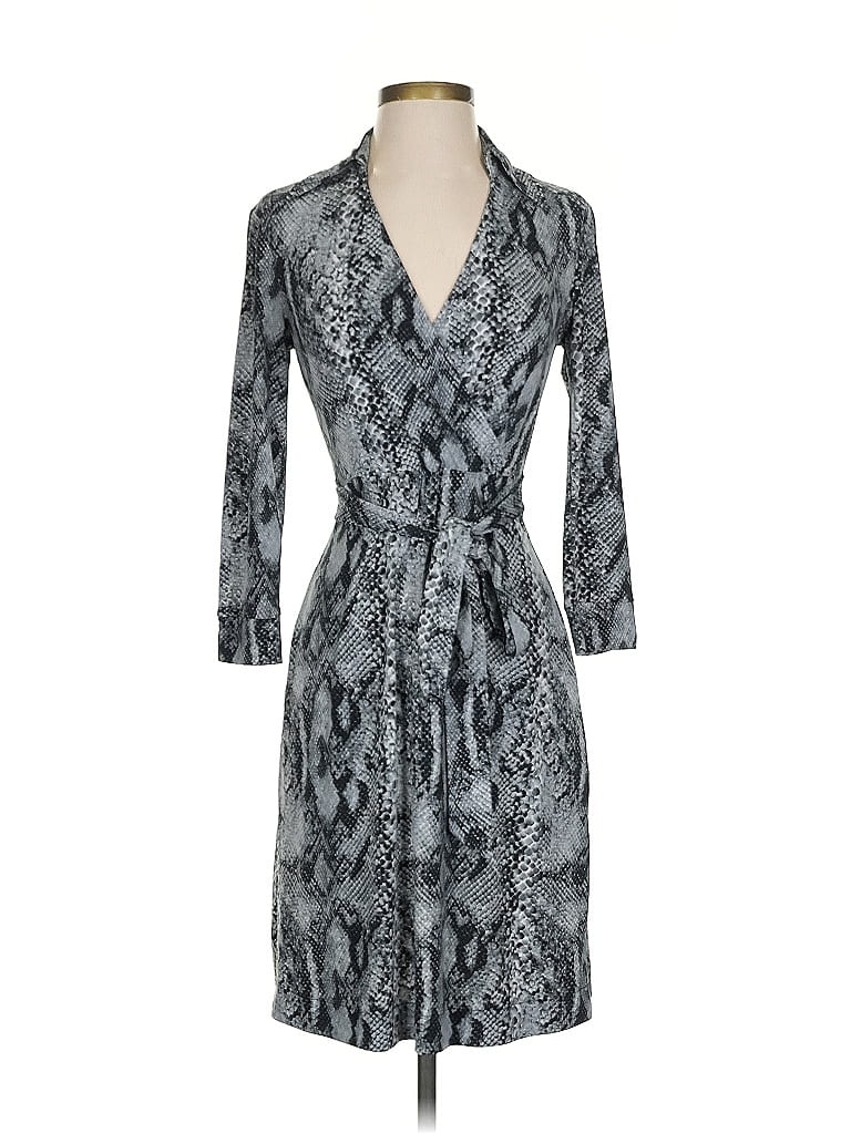 Click to view more detailed imagery on our partner's website Pre-owned New York And Company Cocktail Dress In Gray