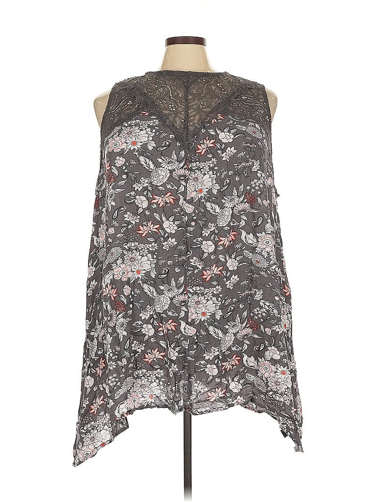 Pre-owned Torrid Sleeveless Blouse In Gray