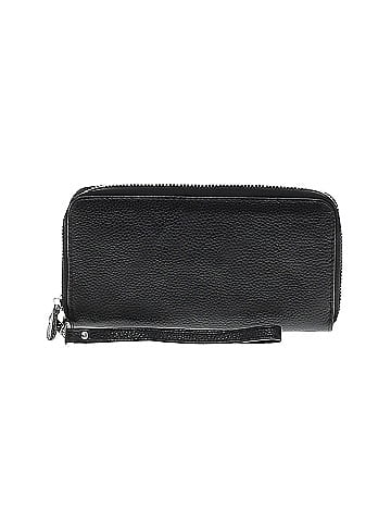 Unbranded Leather Wristlet (view 1)