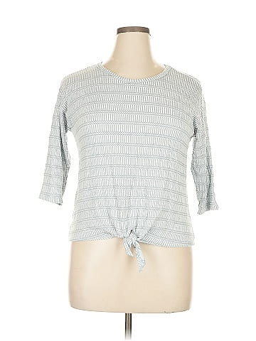 Gyft 3/4 Sleeve Top (view 1)
