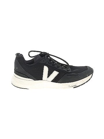 VEJA Sneakers (view 1)