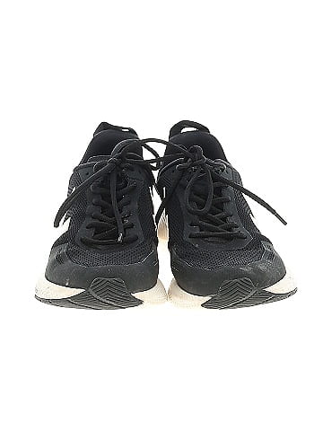 VEJA Sneakers (view 2)