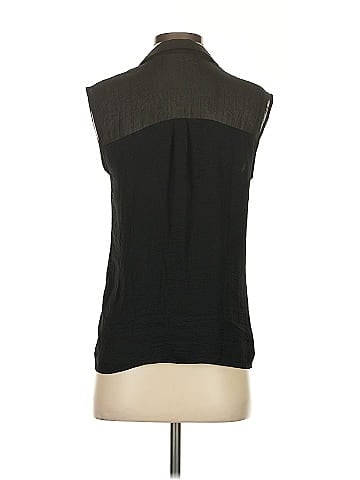 Bershka Sleeveless Button-Down Shirt (view 2)