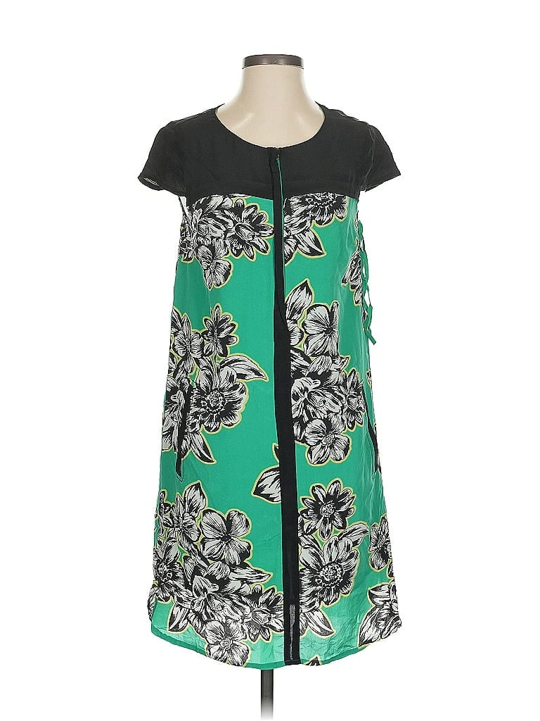 Pre-owned Maeve Kimono In Green