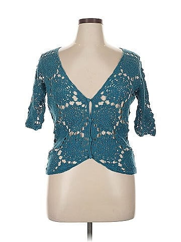 Newport News 3/4 Sleeve Top (view 1)