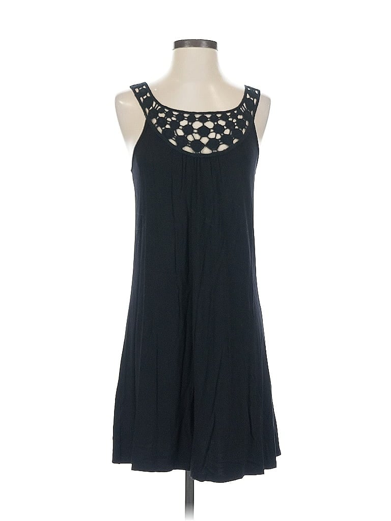 Click to view more detailed imagery on our partner's website Pre-owned Calvin Klein Casual Dress In Black