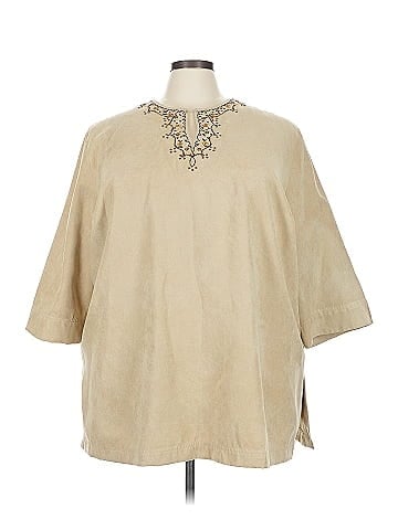 Liz & Me 3/4 Sleeve Blouse (view 1)