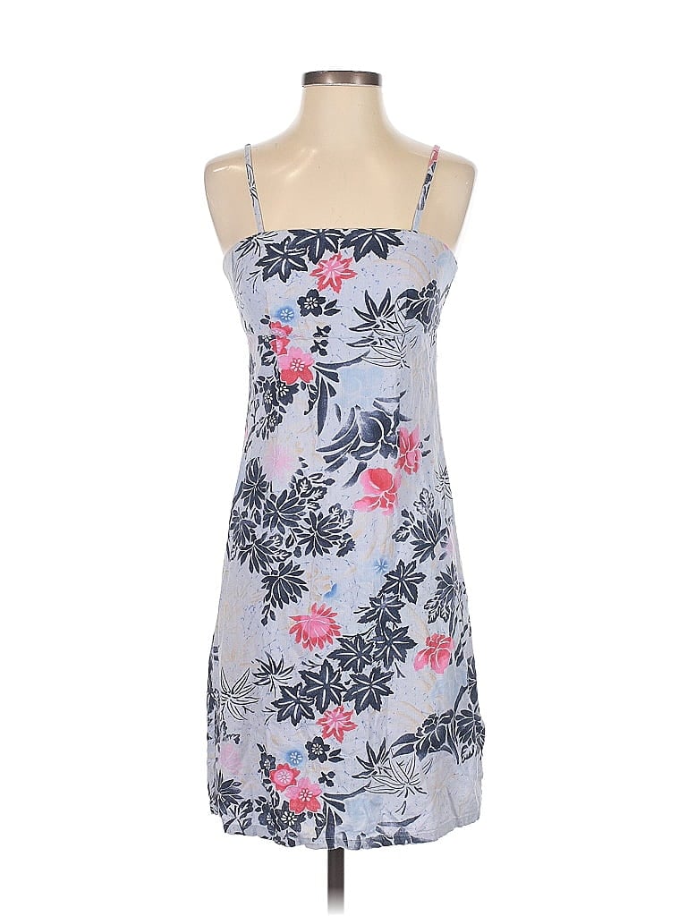 Click to view more detailed imagery on our partner's website Pre-owned Roxy Casual Dress In Blue