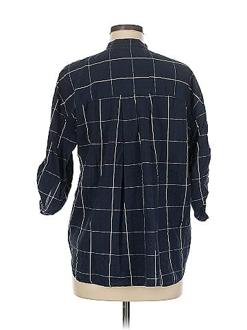 L.L.Bean Signature 3/4 Sleeve Button-Down Shirt (view 2)