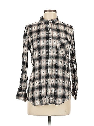 Mudd Long Sleeve Button-Down Shirt (view 1)