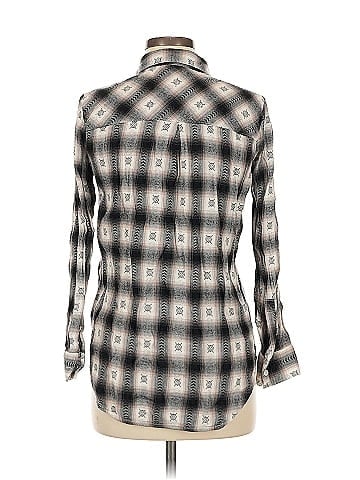 Mudd Long Sleeve Button-Down Shirt (view 2)