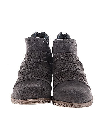 Earth Origins Ankle Boots (view 2)