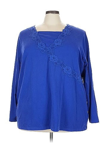 Liz & Me 3/4 Sleeve Top (view 1)