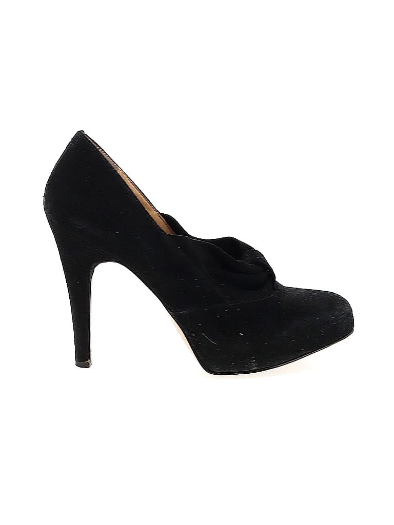 Click to view more detailed imagery on our partner's website Pre-owned Nine West Heels In Black