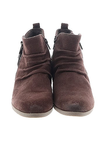 Earth Origins Ankle Boots (view 2)