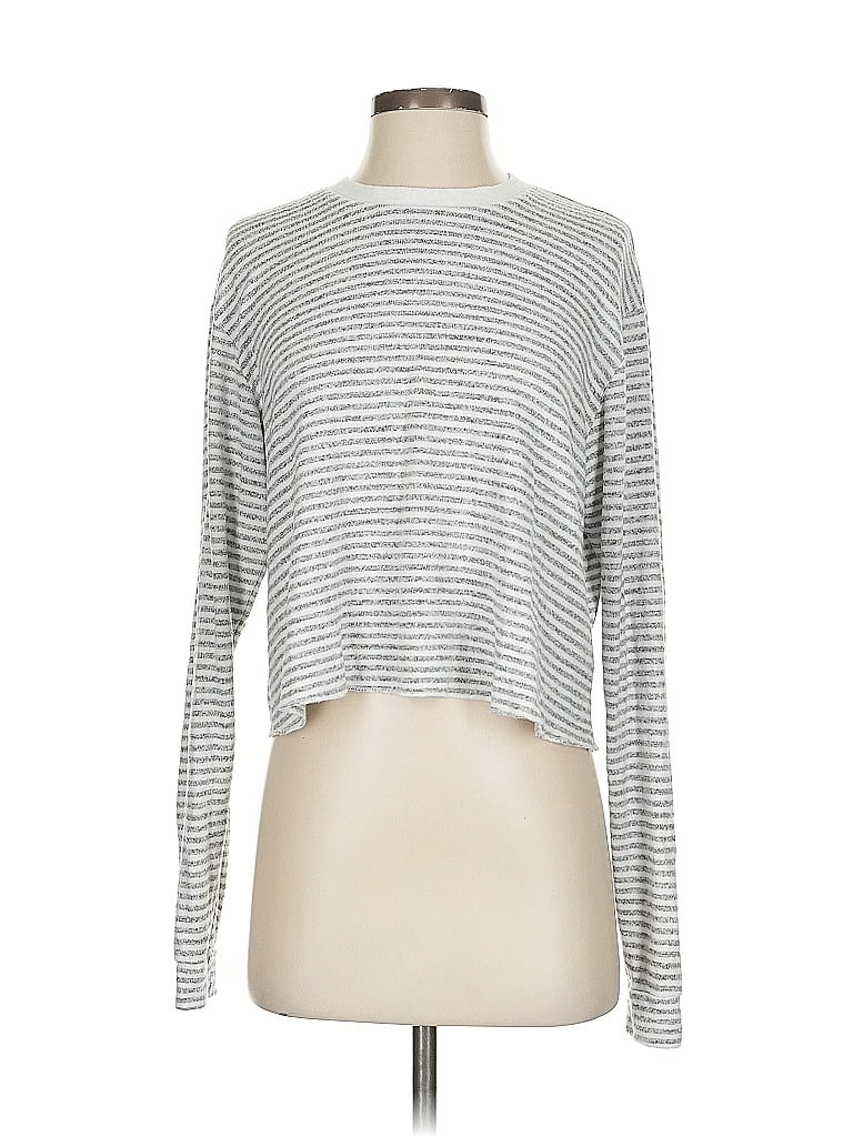 Pre-owned Wild Fable Long Sleeve T-shirt In Gray