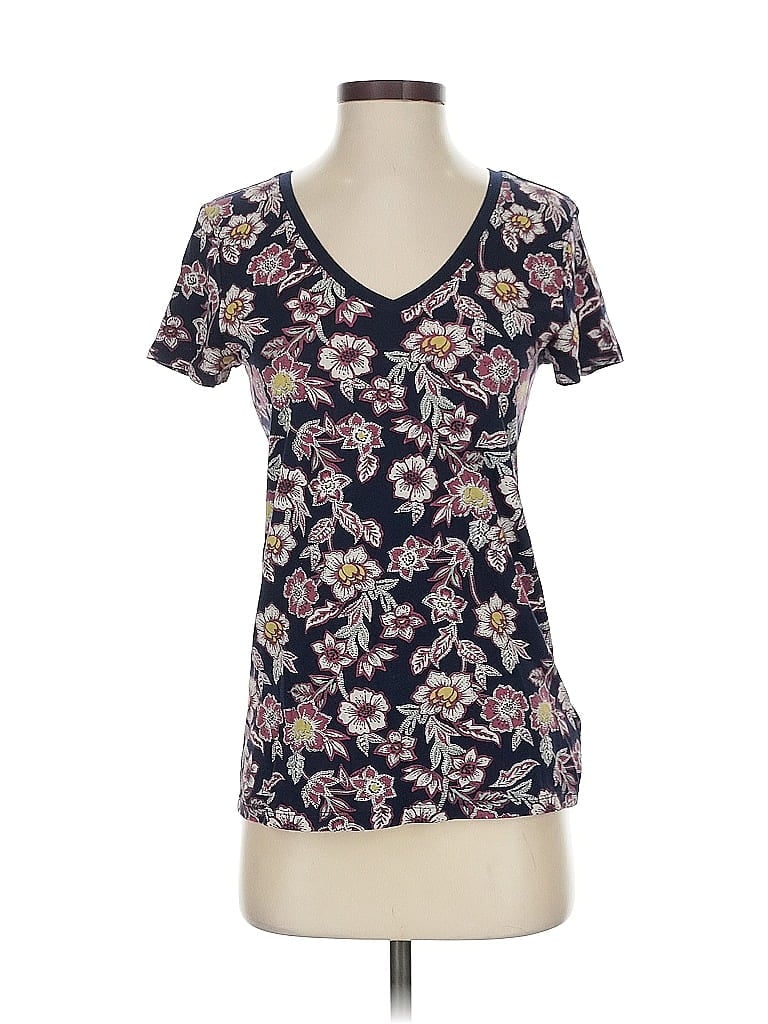 Click to view more detailed imagery on our partner's website Pre-owned Gap Short Sleeve Top Purple V Neck Tops